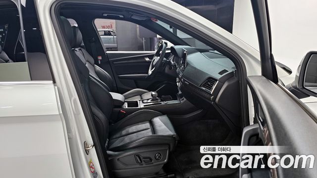Audi Q5 (FY) 40 TDI Quattro Premium 2023 — фото 10