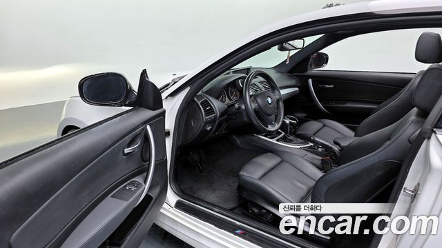 BMW 1 Series (E82) 120d Coupe M Sport 2011 — фото 11