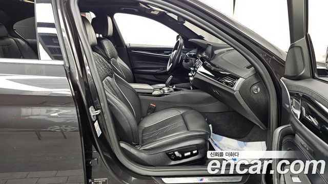 BMW 5 Series (G30) 530i xDrive M Sport Package Plus 2020 — фото 11