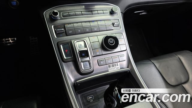 Hyundai Santa Fe Diesel 2.2 2WD Calligraphy 2021 — фото 9