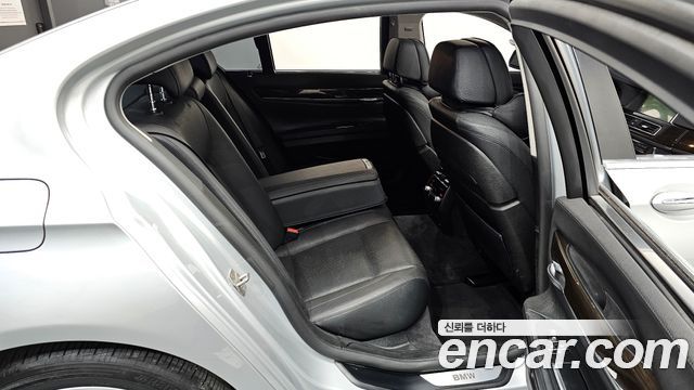 BMW 7 Series (F01) 730d xDrive 2014 — фото 16