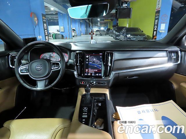 Volvo V90 Cross Country T5 Pro AWD 2018 — фото 7