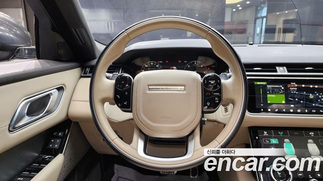 Land Rover Range Rover Velar 3.0 D300 R-Dynamic HSE 2018 — фото 14