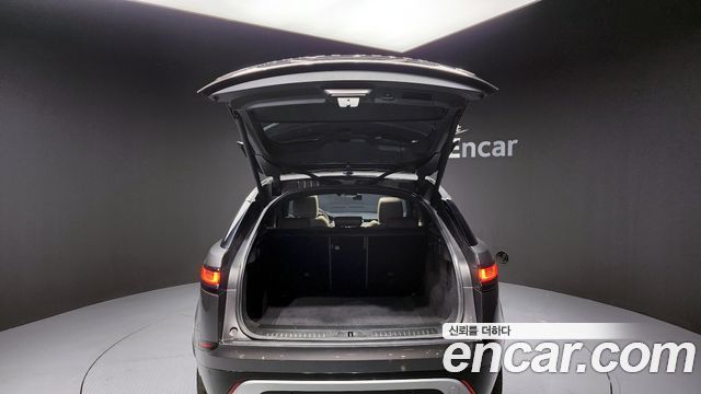 Land Rover Range Rover Velar 3.0 D300 R-Dynamic HSE 2018 — фото 20