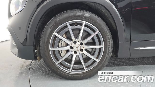 Mercedes-Benz GLB-Class (X247) AMG GLB35 4MATIC 2022 — фото 5