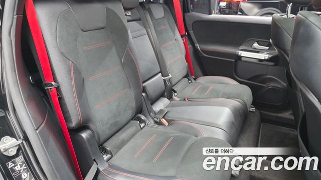 Mercedes-Benz GLB-Class (X247) AMG GLB35 4MATIC 2022 — фото 10