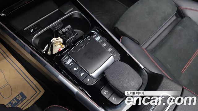 Mercedes-Benz GLB-Class (X247) AMG GLB35 4MATIC 2022 — фото 17