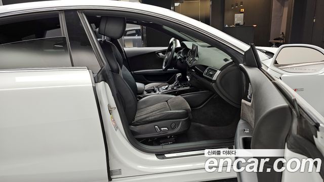 Audi A7 40 TFSI Quattro Sport 4G 2016 — фото 11