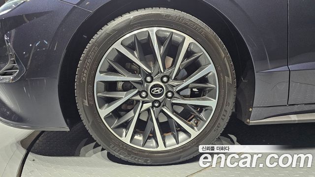 Hyundai Sonata (DN8) 2.0 Premium Family 2021 — фото 5