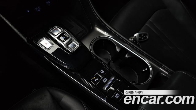 Hyundai Sonata (DN8) 2.0 Premium Family 2021 — фото 9