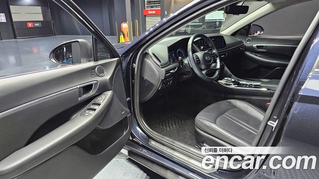 Hyundai Sonata (DN8) 2.0 Premium Family 2021 — фото 11