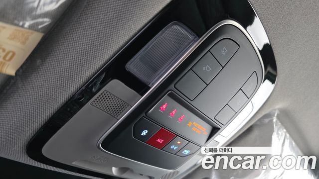 Hyundai Santa Fe Gasoline 2.5T 2WD Prestige 2021 — фото 16