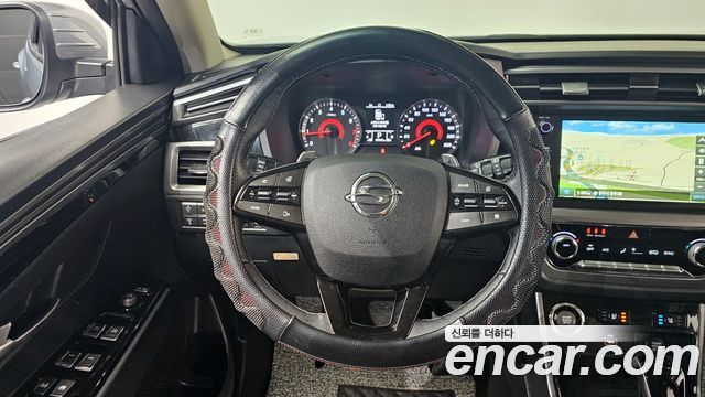 KG Mobility (SsangYong) Beautiful Korando Gasoline 1.5 2WD C5 Plus 2022 — фото 13