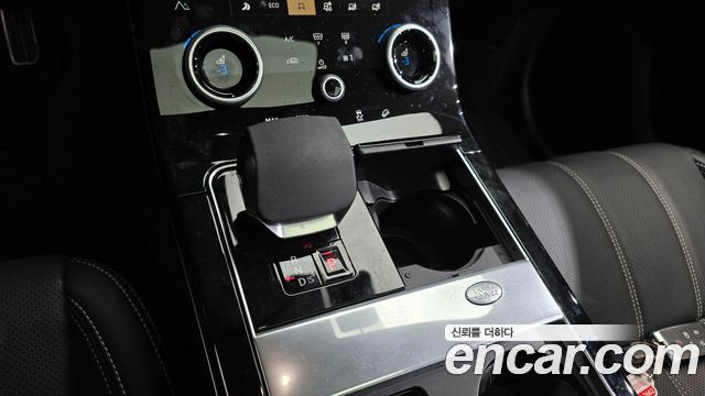 Land Rover Range Rover Velar 3.0 P400 R-Dynamic SE 2022 — фото 9
