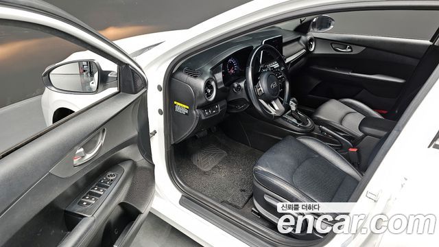 Kia K3 Standard 2021 — фото 12
