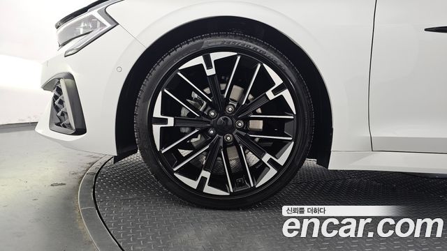 Kia K5 (III) 1.6 Turbo Noblesse 2024 — фото 5