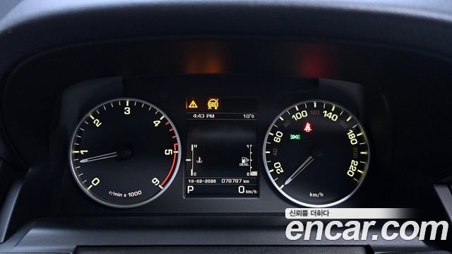 Land Rover Discovery 4 3.0 SDV6 SE 2016 — фото 8