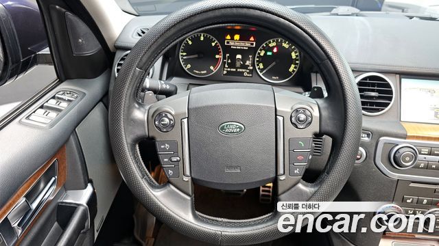 Land Rover Discovery 4 3.0 SDV6 SE 2016 — фото 13