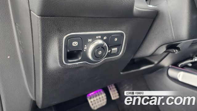 Mercedes-Benz GLB-Class (X247) GLB250 4MATIC 2021 — фото 14