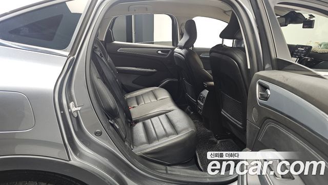 Renault Korea XM3 1.3 TCe RE Signature 2021 — фото 12