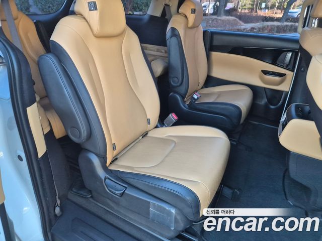 Kia Carnival (IV) Diesel 9-Seater Prestige 2023 — фото 19