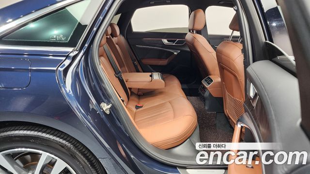 Audi A6 (C8) 45 TFSI Quattro Premium 2022 — фото 12