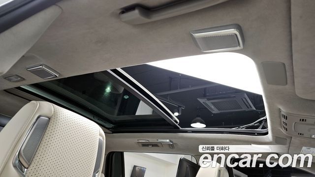 Cadillac Escalade (V) 6.2 ESV ESV Sports Platinum 2023 — фото 18