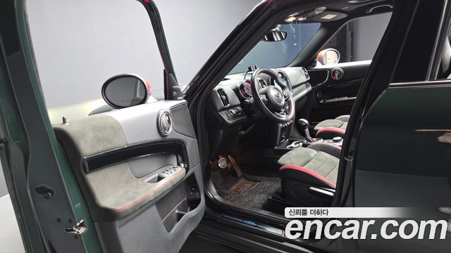MINI Cooper S Countryman JCW 2nd 2018 — фото 10