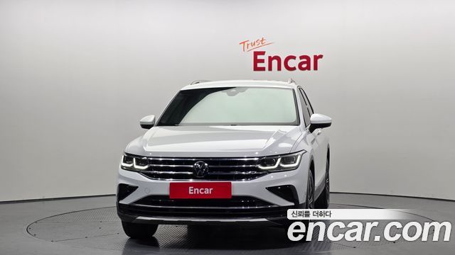 Volkswagen Tiguan (II) 2.0 TDI Premium 2024 — фото 3
