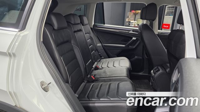 Volkswagen Tiguan (II) 2.0 TDI Premium 2024 — фото 12