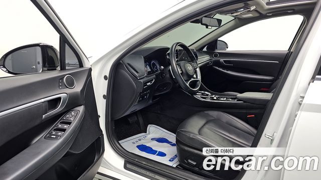 Hyundai Sonata (DN8) 1.6 Turbo Premium Family 2021 — фото 10
