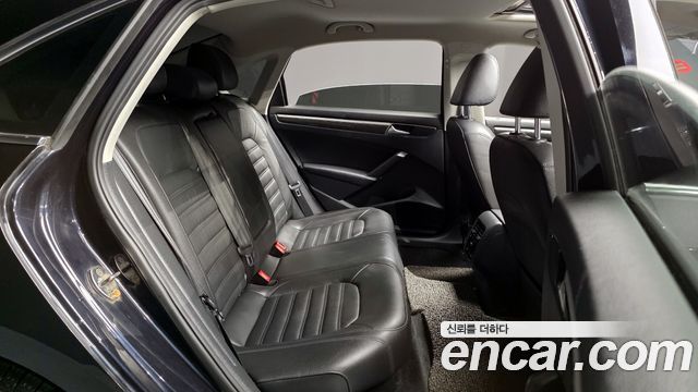 Volkswagen Passat 2.0 TSI B7 2018 — фото 12