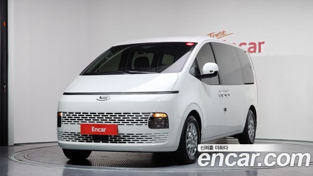 Hyundai Staria Tourer 9-Seater Modern 2022 — фото 1