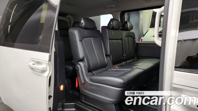 Hyundai Staria Tourer 9-Seater Modern 2022 — фото 12