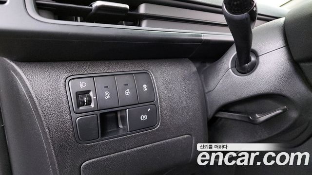 Hyundai Staria Tourer 9-Seater Modern 2022 — фото 16
