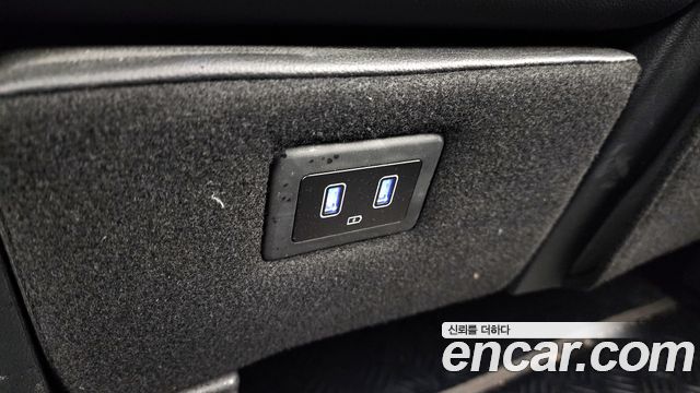 Hyundai Staria Tourer 9-Seater Modern 2022 — фото 19