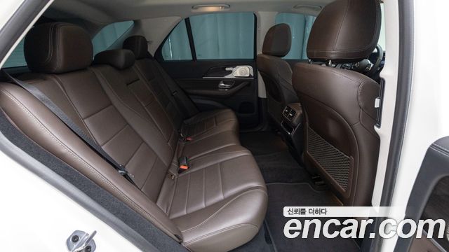 Mercedes-Benz GLE-Class (W167) GLE300d 4MATIC 2023 — фото 20