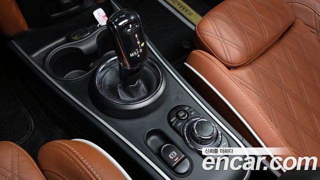 MINI Cooper S Countryman ALL4 Classic 2nd 2024 — фото 9
