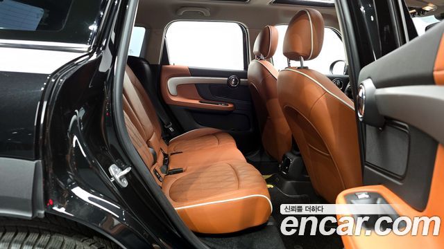 MINI Cooper S Countryman ALL4 Classic 2nd 2024 — фото 12