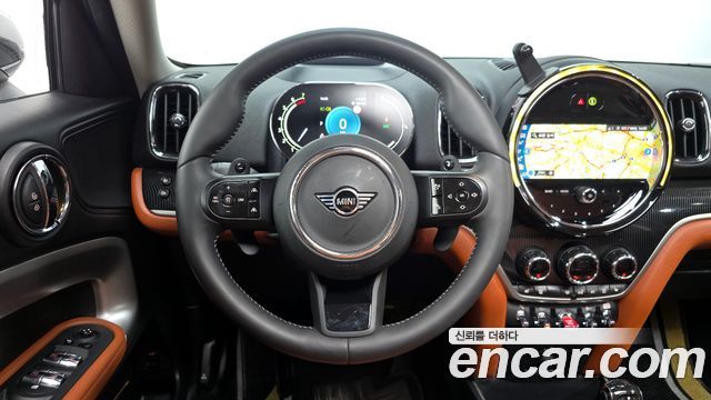 MINI Cooper S Countryman ALL4 Classic 2nd 2024 — фото 13