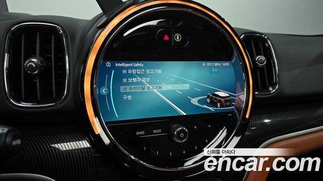 MINI Cooper S Countryman ALL4 Classic 2nd 2024 — фото 16