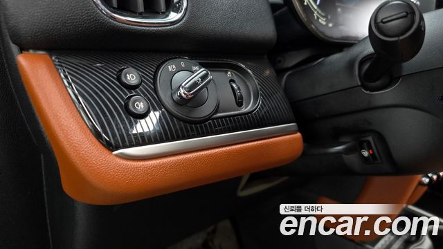 MINI Cooper S Countryman ALL4 Classic 2nd 2024 — фото 17