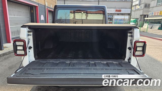 Jeep Gladiator (JT) 3.6 Rubicon 2021 — фото 20