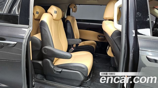 Kia Carnival (IV) Gasoline 9-Seater Noblesse 2023 — фото 12