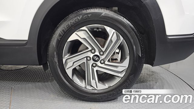 Hyundai Santa Fe Diesel 2.2 2WD Exclusive 2023 — фото 5