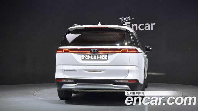 Kia Carnival (IV) Diesel 9-Seater Signature 2021 — фото 4