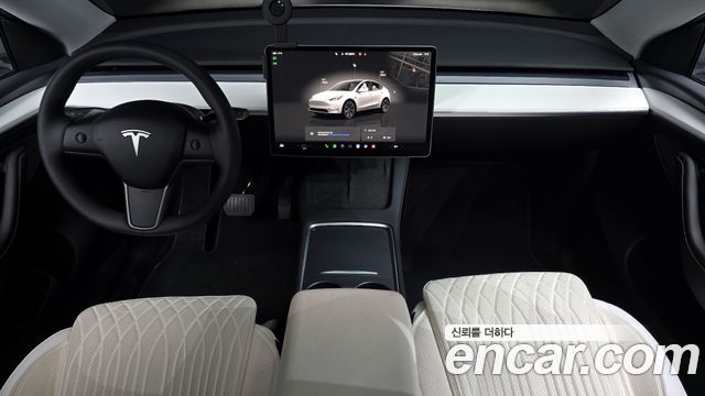 Tesla Model Y Long Range AWD 2024 — фото 7