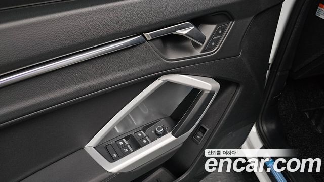 Audi Q3 (F3) 40 TFSI Quatrro Sport Back 2024 — фото 17