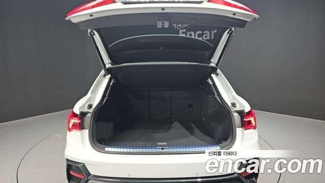 Audi Q3 (F3) 40 TFSI Quatrro Sport Back 2024 — фото 20