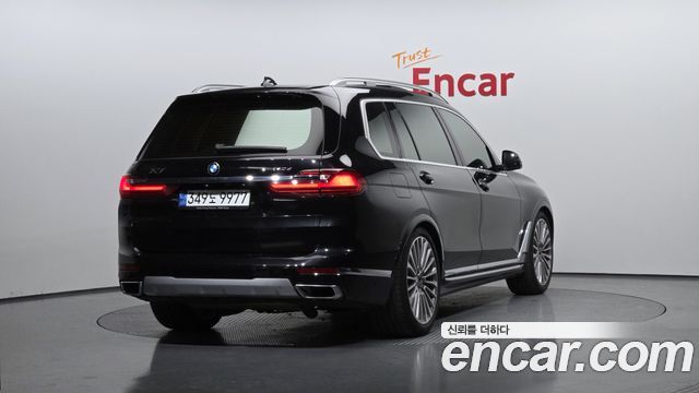 BMW X7 (G07) xDrive 40d Design Pure Excellence 7-Seater 2021 — фото 2